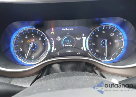 2019 Chrysler Pacifica Touring L Plus z USA, uszkodzony, nr VIN 2C4RC1EG7KR702464